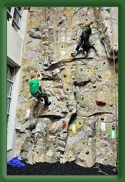 Wall Climb (31) * 2832 x 4256 * (11.88MB)